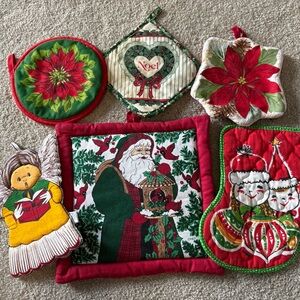 6 pc. Vintage Holiday Pot Holders Set